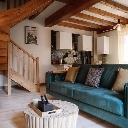 Appart Hotel Le 8 La Suite & Spa - Parking Gratuit - Mâcon Esterno foto