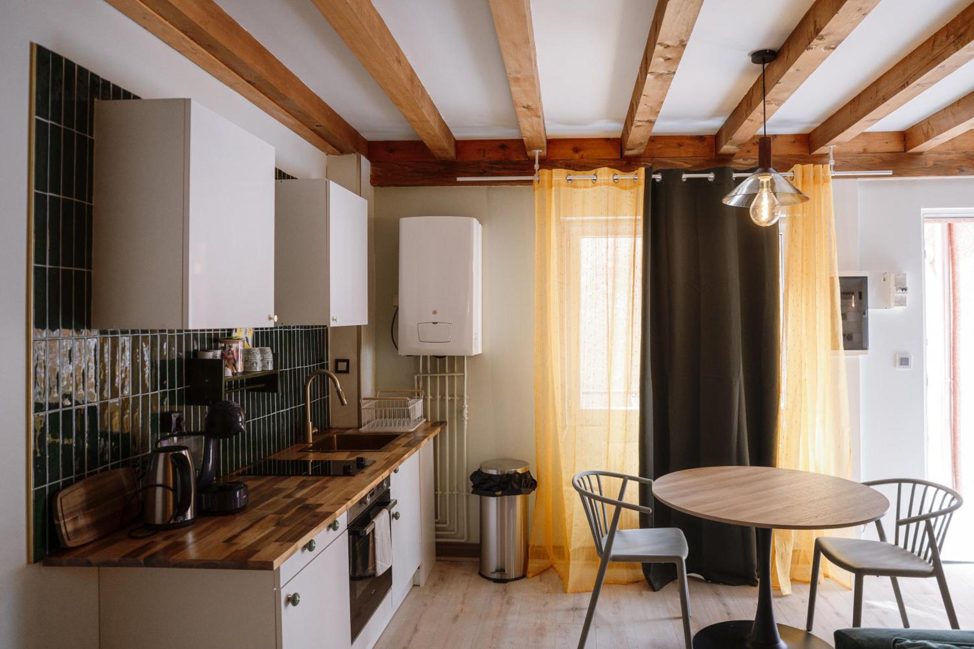 Appart Hotel Le 8 La Suite & Spa - Parking Gratuit - Mâcon Esterno foto